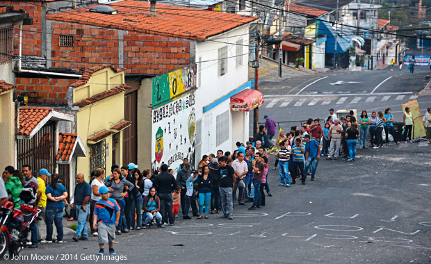 1 - Venezuela crisis economica - Página 20 Venezuela-colasGettyImages-477252143%20D%20online