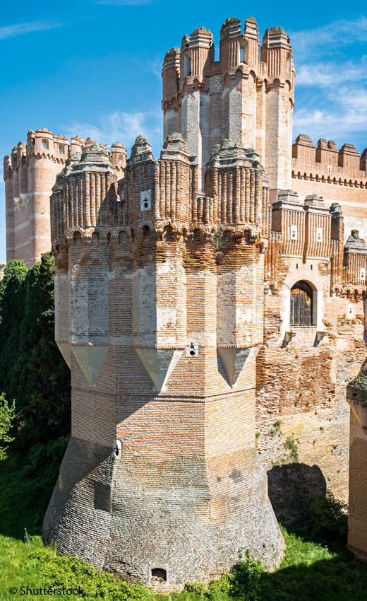 Die Burg Coca bei der Kleinstadt Coca liegt etwa 54 km nordwestlich von Segovia entfernt