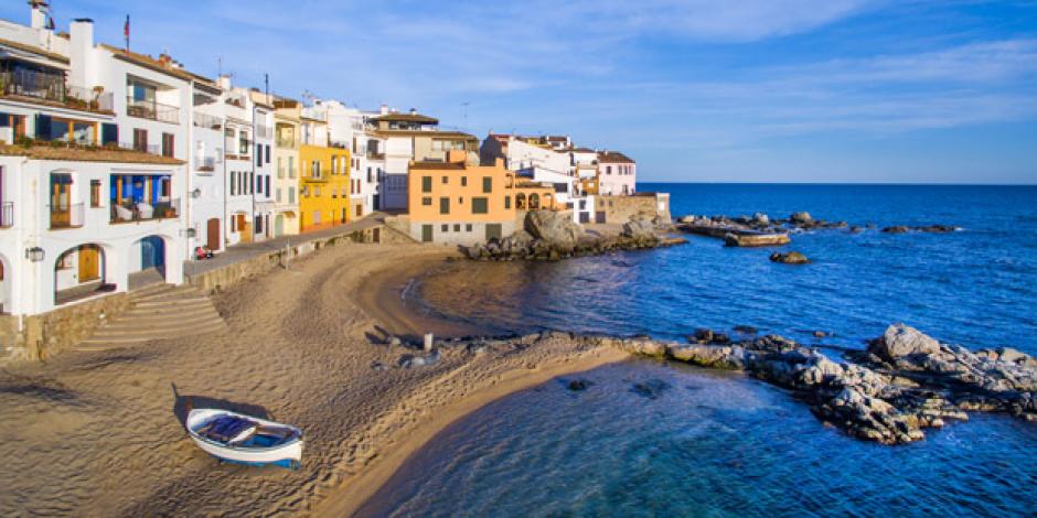 Spaniens romantische Dörfer am Mittelmeer: Calella de Palafrugell, Gerona, Spanien.